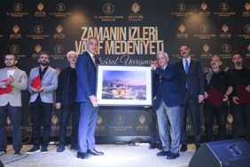 Bakan Ersoy: "Ayasofya’da gerçekleştirilen en kapsamlı restorasyon sürecini başlattık"