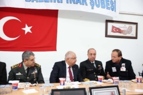 Bakan Güler’den şehit ailelerine ziyaret