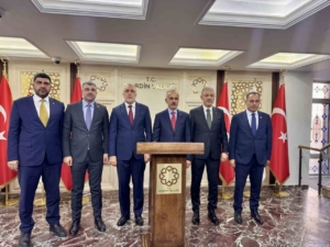 Bakan Işıkhan: "İşsizlik oranımız geçen aya göre 0,1 puan azalarak yüzde 8,5 oldu"