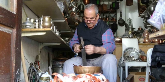 Bakır bileklikler yeniden moda oldu