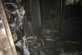 Bandırma’da, yangında evde uyuyan kadın ve 3 kedi kurtarıldı