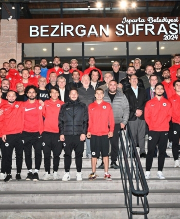 Başkan Başdeğirmen: "Takımımızın başarılı olacağına yürekten inanıyorum"