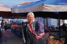 Başkan Subaşı, esnafla semt pazarında buluştu