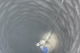 Batman itfaiyesi 20 metrelik kuyuya düşen horozu kurtardı