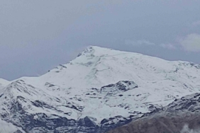 Batman’a mevsimin ilk karı yağdı