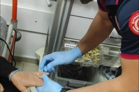 Batman’da itfaiye ve sağlık ekiplerinden ortak "yüzük çıkartma" operasyonu