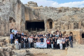 Bayburtlu öğrenciler ‘Maziden Atiye’ programıyla Diyarbakır’ı gezdi