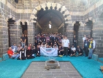 Bayburtlu öğrenciler ‘Maziden Atiye’ programıyla Diyarbakır’ı gezdi