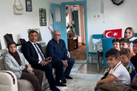 Beylikova Gençlik Merkezi’nden emekli öğretmene anlamlı ziyaret