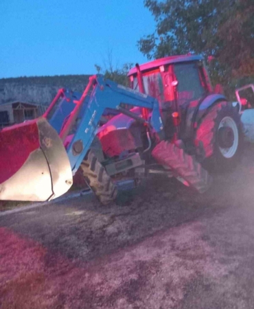 Bilecik’te traktör ile minibüs çarpıştı: 3 yaralı