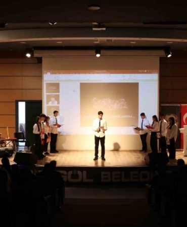 Bingöl’de Öğretmenler Günü coşkuyla kutlandı