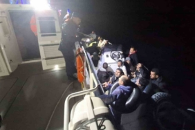 Bodrum’da 5’i çocuk 26 düzensiz göçmen kurtarıldı