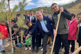 Bozüyük’te yeşil vatanın yeni fertleri toprakla buluştu