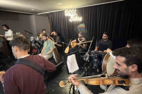 Bu öğretmenler sadece ders vermiyor: 65 kişilik koro konsere hazır