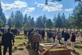 Burdur’da çıkan yangında  hayatını kaybeden yaşlı çift toprağa verildi