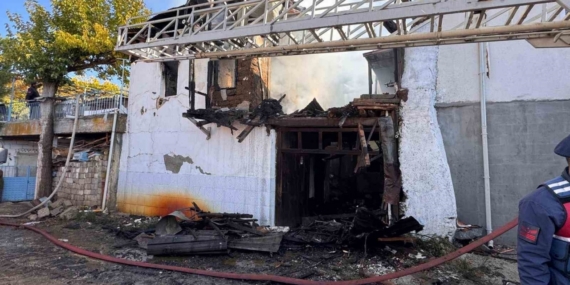 Burdur’da çıkan yangında yaşlı çift hayatını kaybetti