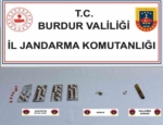 Burdur’da jandarmadan uyuşturucu operasyonunda 3 gözaltı