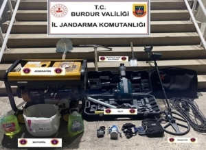 Burdur’da kaçakçılık operasyonunda 7 gözaltı
