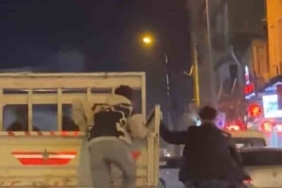 Bursa’da gençlerin tehlikeli yolculuğu kamerada