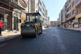 Büyükşehir Belediyesi’nden kış öncesi asfalt serimi mesaisi