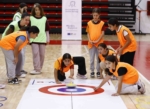 Büyükşehir kız çocuklarını floor curling sporu ile tanıştırdı
