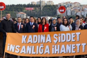 Çanakkale’de Kadına Yönelik Şiddete Karşı Uluslararası Mücadele Günü yürüyüşü
