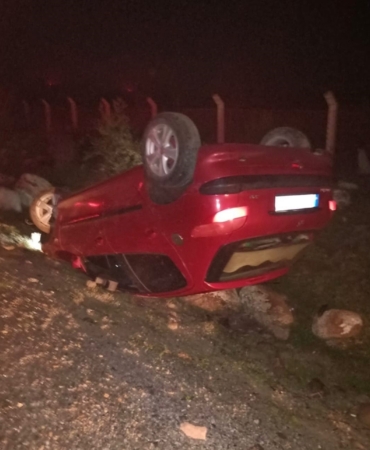 Çanakkale’de takla atan otomobilin sürücüsü hayatını kaybetti