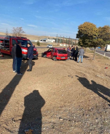 Çankırı’da hafif ticari araç ile otomobil çarpıştı: 1 ölü, 4 yaralı