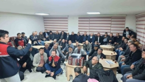 Çiftçi bilgilendirme toplantıları sürüyor