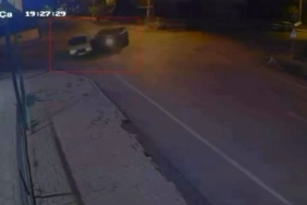 Cip ile otomobil kafa kafaya çarpıştı: 3 yaralı