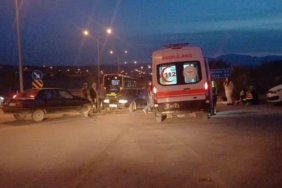 Çorum’da iki otomobil çarpıştı: 1 yaralı