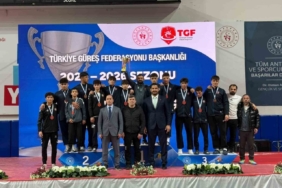 Çorumlu güreşçiler Ankara’dan üçüncülükle döndü