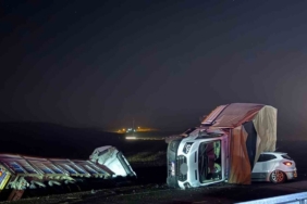 Diyarbakır’da 5 araçlı zincirleme kaza: 3 ölü, 14 yaralı