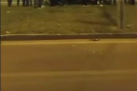 Diyarbakır’da araç refüje uçtu: 1 yaralı