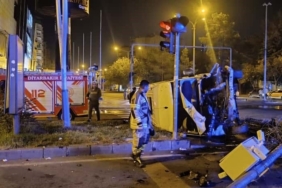 Diyarbakır’da minibüs devrildi: 4 yaralı