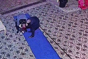 Düğünde boğazına şeker kaçan çocuk, gazetecinin "Heimlich manevrası" uygulamasıyla kurtarıldı