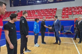 Düzce’de kritik maç öncesi Vali Aslan’dan destek çağrısı