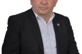 Eğitim Bir Sen Şube Başkanı Kurter, "Hayat eğitimle, eğitim öğretmenle başarılı olur"