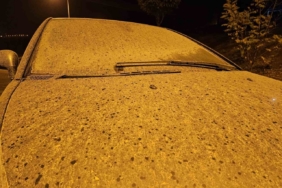 Elazığ’da toz taşınımı yağışla birleşti, adeta çamur yağdı