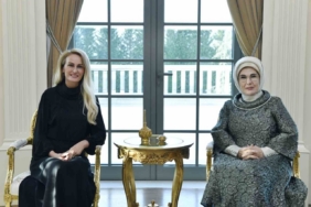 Emine Erdoğan, KKTC Cumhurbaşkanı’nın eşi Nilden Bektaş Erhürman ile bir araya geldi