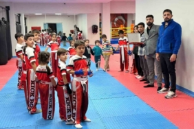 Erzurum GSİM spor salonlarında tatlı antrenman