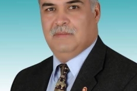 Eski başkan araç kullanırken kalp krizi geçirip hayatını kaybetti