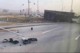 Eskişehir’de yan yatan tır trafiği olumsuz etkiledi