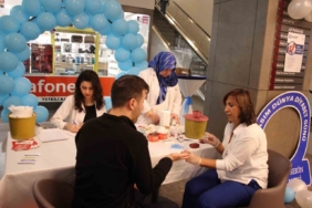 Fethi Sekin Şehir Hastanesi’nden diyabet konusunda bilgilendirme çalışması