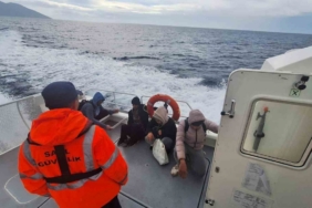 Fethiye Leylek koyunda mahsur kalan 4 düzensiz göçmen kurtarıldı