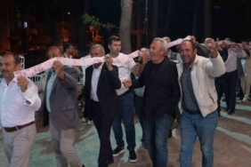 Gelin ve damada 15 metrelik para kurdelesi