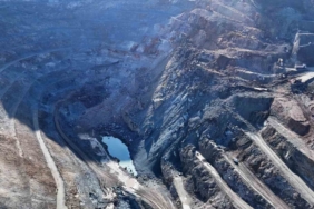 Göçük altında kalan şantiye müdürünü kurtarma çalışmaları 5’inci gününde devam ediyor