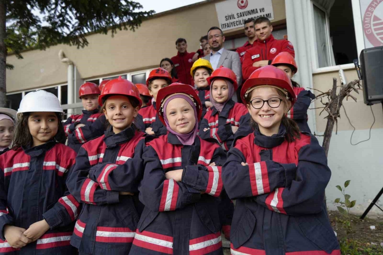 Gümüşhane’de itfaiyecilik eğitimi temelden başlıyor