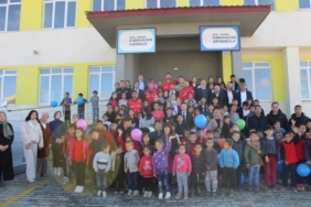 Hamur’da "Mutlu et, mutlu ol" projesi öğrencileri sevindirdi