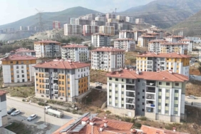 Hatay’da binlerce deprem konutunun teslimiyle iki katına çıkan kira fiyatları düşmeye devam ediyor